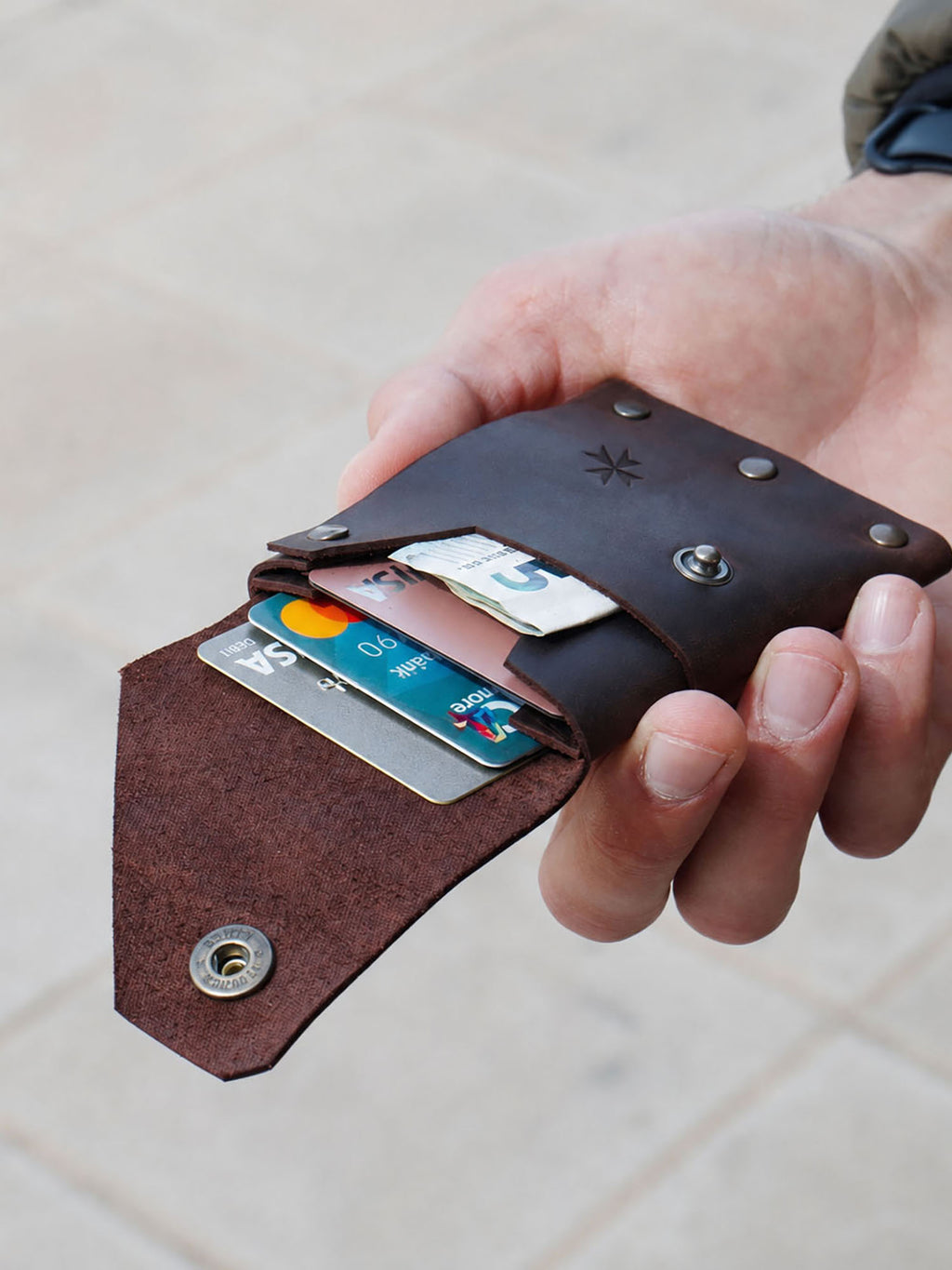 Portafoglio per carte, banconote e monete “Capiente”