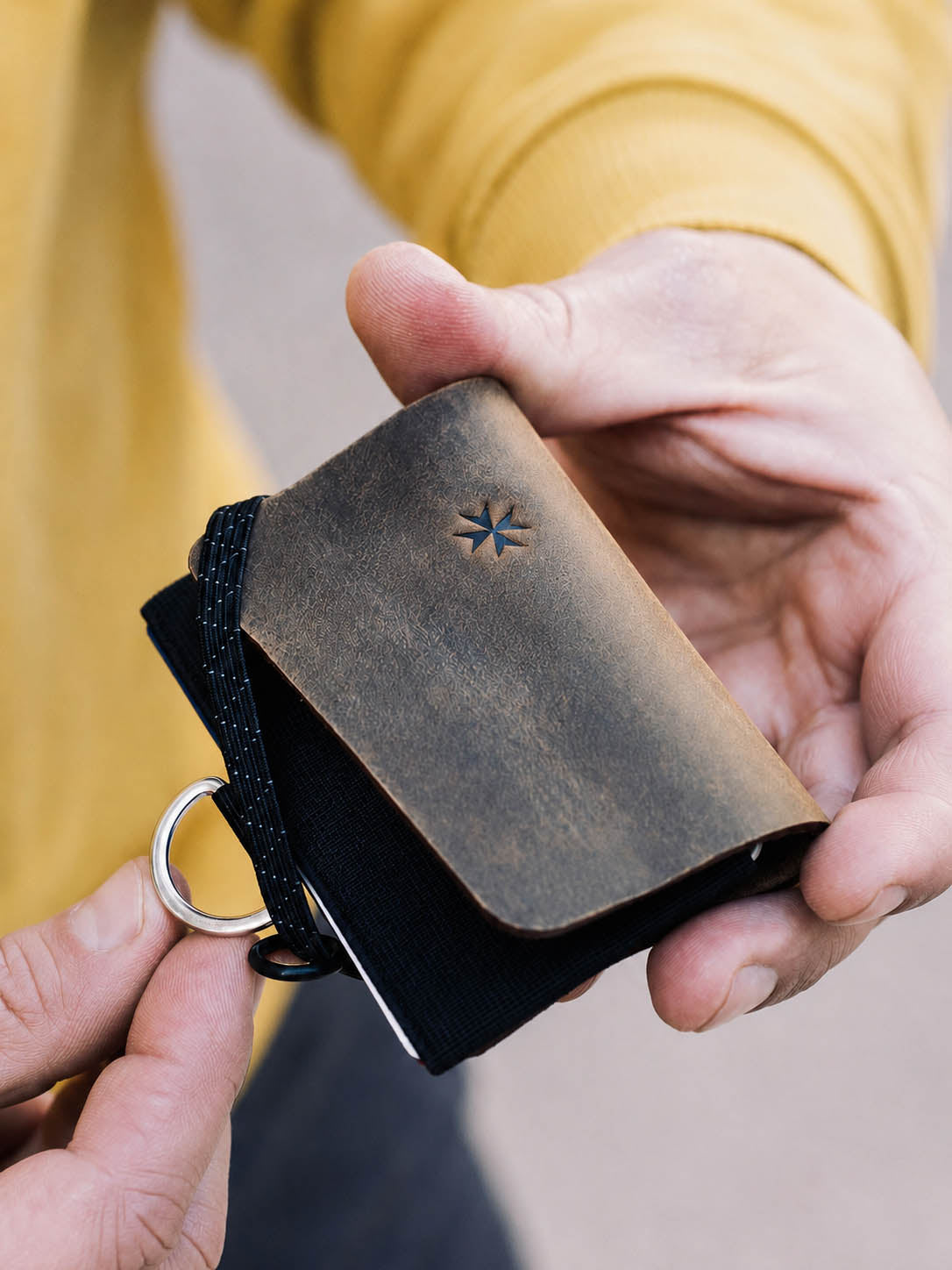 Portafoglio per carte, banconote e monete “Compatto”